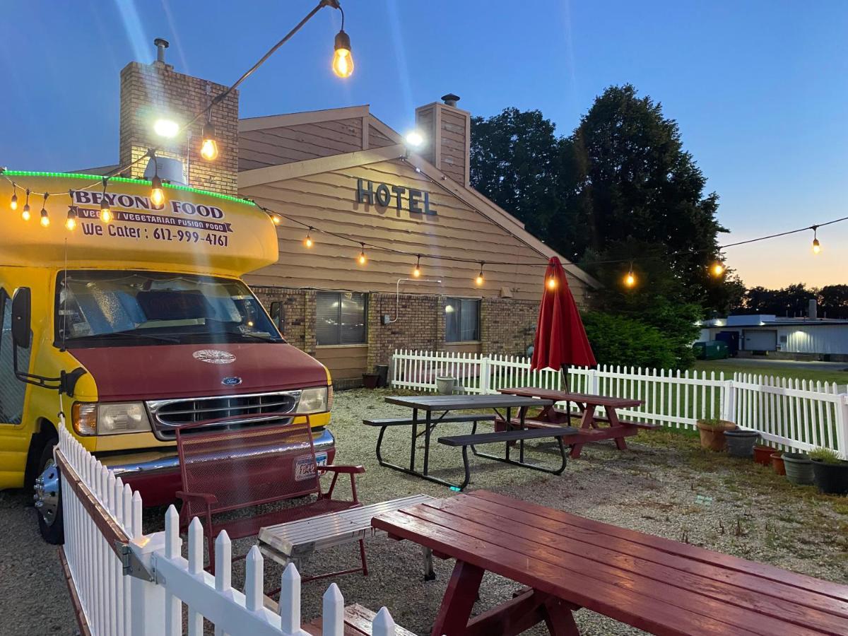 America'S Stay Inn Stewartville Dış mekan fotoğraf